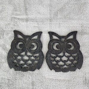 2 Vintage Cast Iron Owl Trivet Set Hot Pan Holder Countertop Taiwan 5” X 4.5”